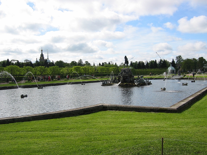 38 Neptune Fountain, Peterhof.jpg